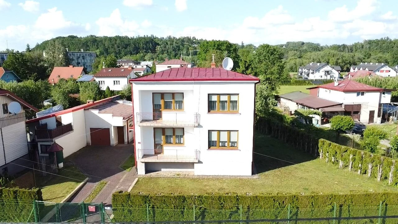 Dom_Szpitalna_180m_01