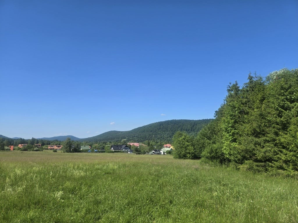 dzialka_WysowaZdroj_1700_01